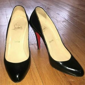 christian louboutin sz 37 black pumps